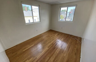 382 Dorchester St in Boston, MA - Building Photo - Building Photo