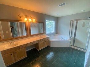 13518 Northbourne Rd in Huntersville, NC - Building Photo - Building Photo