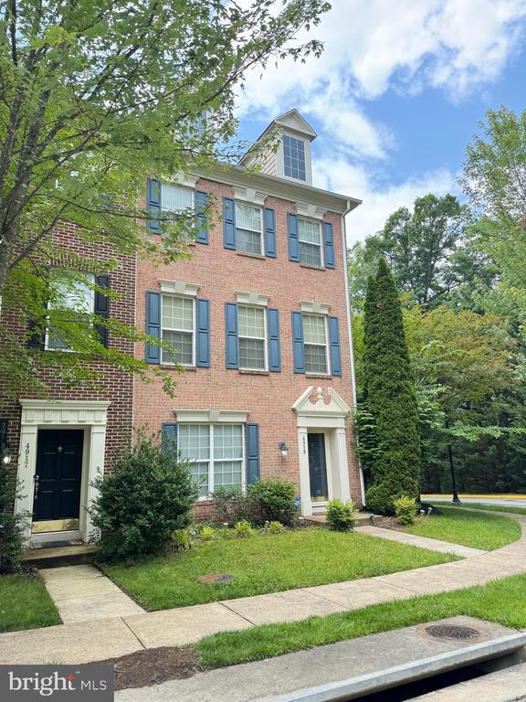 property at 4919 Chaste Tree Pl