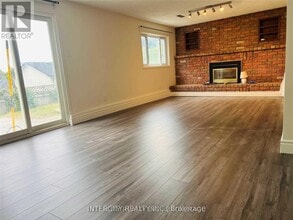 5 Browning Trail in Barrie, ON - Building Photo - Building Photo