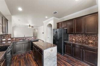 9124 Wayne St in Cross Roads, TX - Building Photo - Building Photo