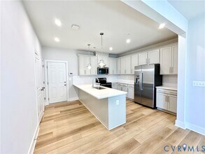 1501 W Moore St in Richmond, VA - Building Photo - Building Photo