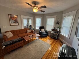 309 A Highland Ave in Somerville, MA - Building Photo