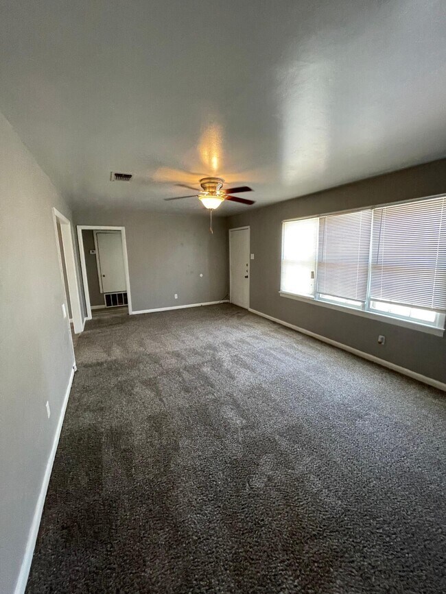 2702 42nd St in Lubbock, TX - Building Photo - Building Photo