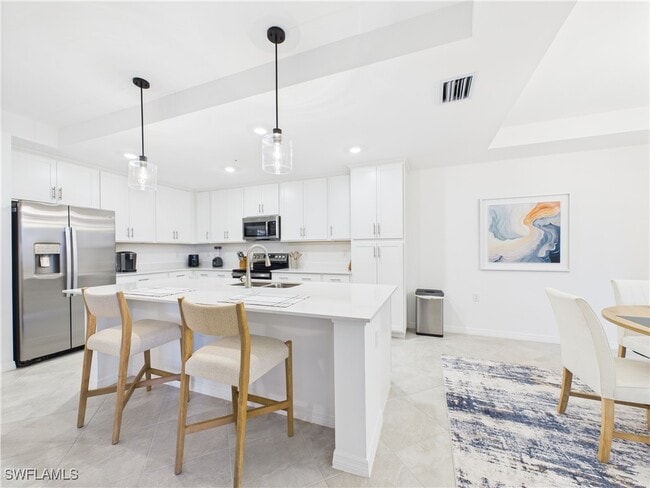 property at 5527 Double Eagle Cir