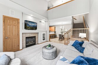 10098 Bridgehill Terrace in Eden Prairie, MN - Building Photo - Building Photo