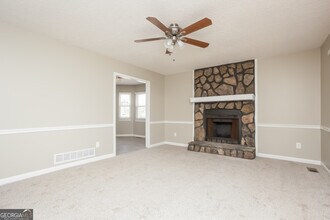 38 Bakers Dr in Douglasville, GA - Building Photo - Building Photo