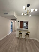 2350 W 53rd Terrace in Hialeah, FL - Building Photo - Building Photo