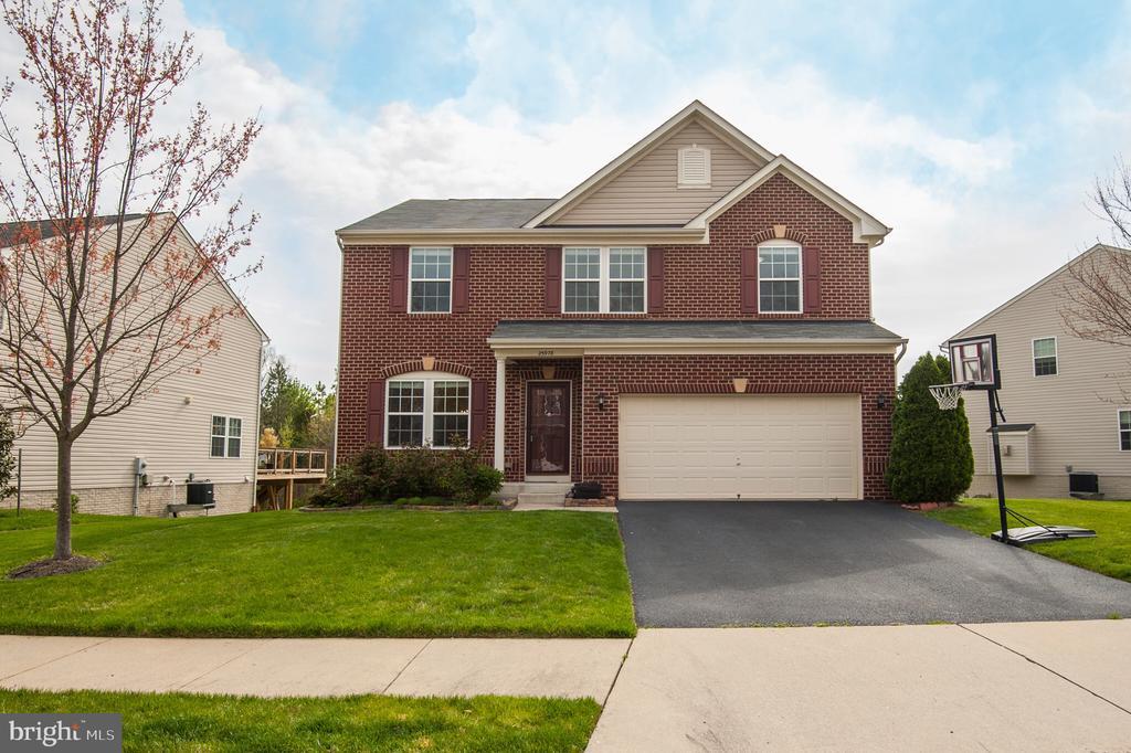 25978 Kimberly Rose Dr in Chantilly, VA - Building Photo