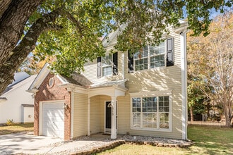 7515 Eurostar Dr in Charlotte, NC - Building Photo - Building Photo