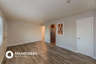 11367 Larson Ln in Northglenn, CO - Building Photo - Building Photo