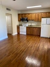 7 Oak St in Cocoa, FL - Building Photo - Building Photo