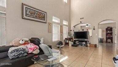 2531 W Lynne Ln in Phoenix, AZ - Building Photo - Building Photo