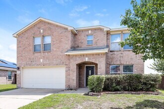 1330 Flagstone St in Cedar Hill, TX - Building Photo - Building Photo