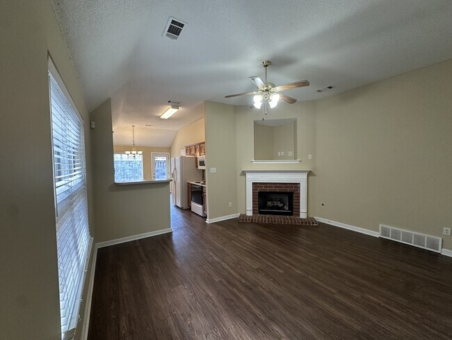 1101 Cross Meadow Rd in Cordova, TN - Building Photo - Building Photo