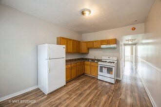 1340 S Kedvale Ave in Chicago, IL - Building Photo - Building Photo