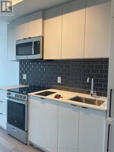 1182-1182 King St W in Toronto, ON - Building Photo - Building Photo