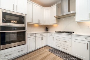 15278 Blue Bay Cir in Miromar Lakes, FL - Building Photo