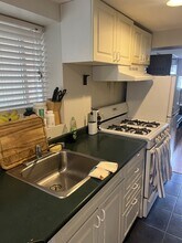 481 W 19th Ave in Vancouver, BC - Building Photo - Building Photo
