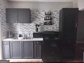 7567 Sugarcreek Dr in Riverdale, GA - Building Photo - Building Photo