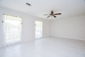 9806 Larston St in Houston, TX - Building Photo - Building Photo