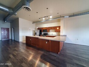 424 S 2nd St-Unit -205 in Phoenix, AZ - Building Photo - Building Photo