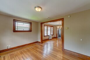 261 View St in New Haven, CT - Building Photo