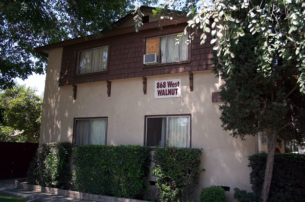 868 W Walnut Ave in Monrovia, CA - Building Photo