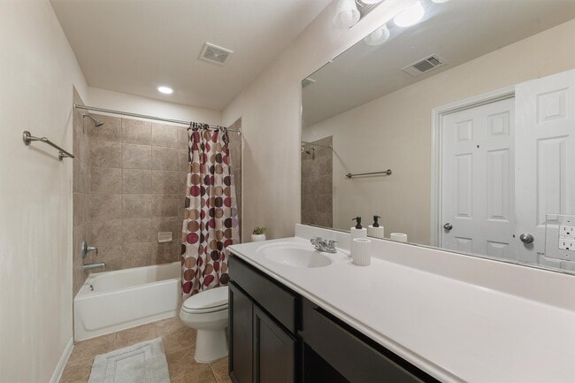 property at 2202 Cherryville Dr