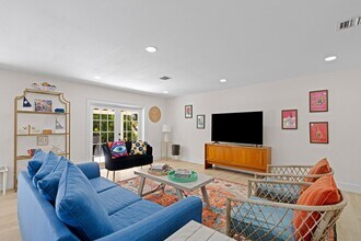 486 NW 1st St in Boca Raton, FL - Building Photo - Building Photo