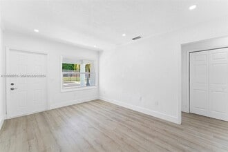 3161 SW 27th Ln in Miami, FL - Building Photo - Building Photo
