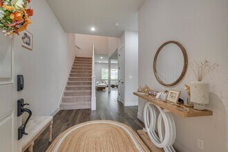 15080 NW Legend Trail Pl in Portland, OR - Building Photo - Building Photo