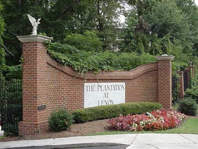 property at 24105 Plantation Dr NE