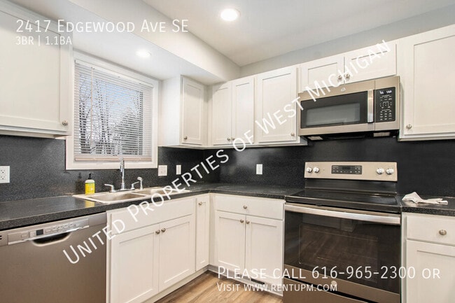 property at 2417 Edgewood Ave SE