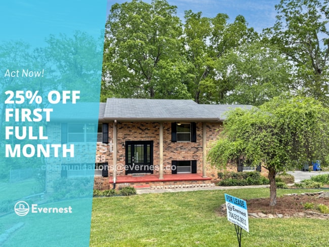 property at 2107 Crown Ct Ln