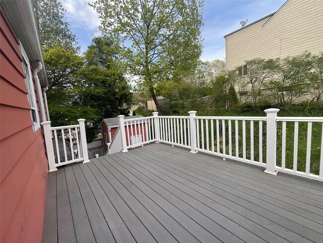 property at 1 Harrison St