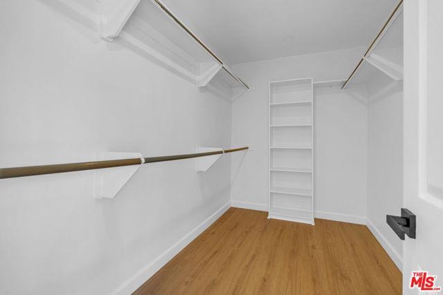 property at 1939 Holmby Ave