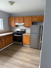 14 Pollux Cir E in Portsmouth, VA - Building Photo - Building Photo