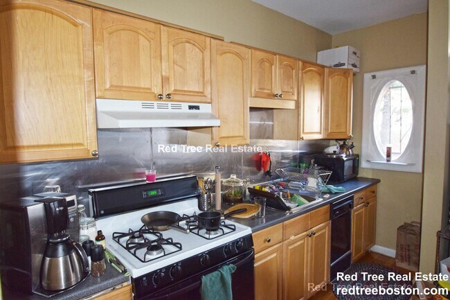 17 Highgate St in Boston, MA - Building Photo - Building Photo