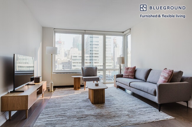 125 W 31st St