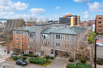 Barclay Court in Seattle, WA - Building Photo - Building Photo