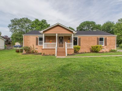 211 Nix Dr in Madison, TN - Building Photo