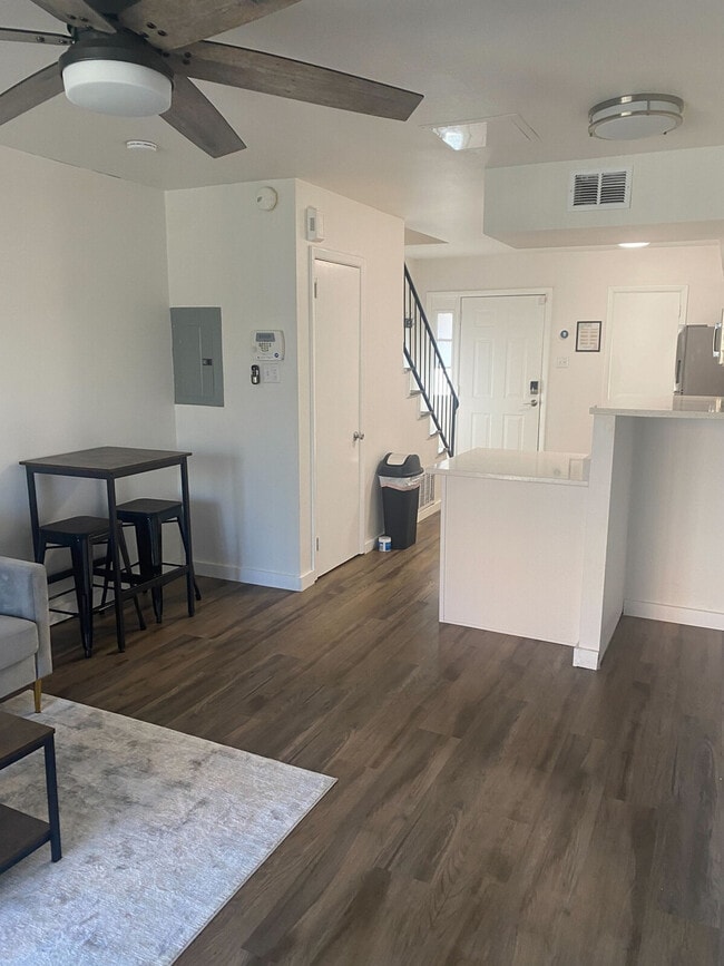 property at 798 S Cedar St