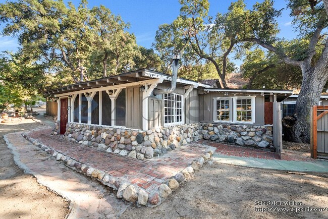 15353 Iron Canyon Rd in Santa Clarita, CA - Building Photo - Building Photo