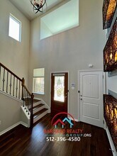 105 Fort Griffin Dr in San Marcos, TX - Building Photo - Building Photo