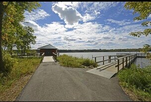 13073 Crimson clover ln in Eden Prairie, MN - Building Photo