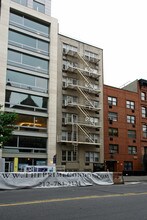 Preston NY 331 West 14th Street in New York, NY - Building Photo - Building Photo