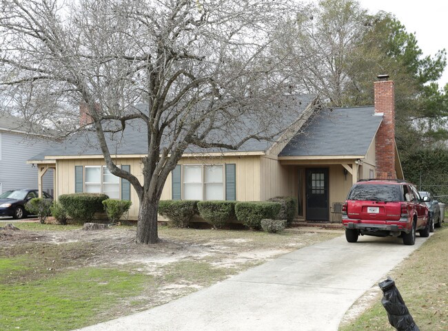 6313 Olde Towne Dr in Columbus, GA - Foto de edificio - Building Photo