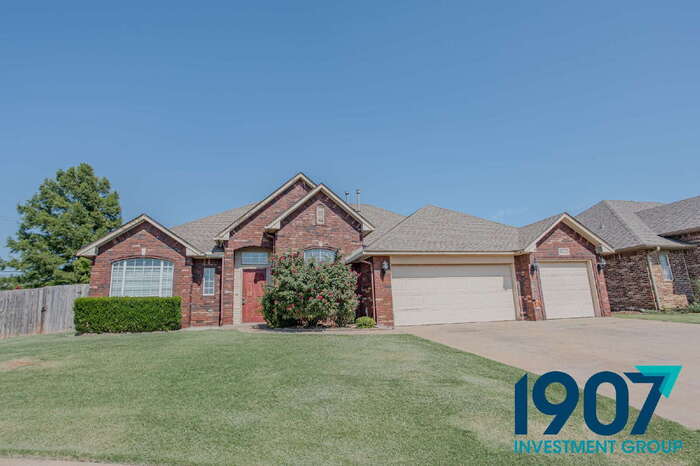 16012 Heather Ct in Edmond, OK - Building Photo