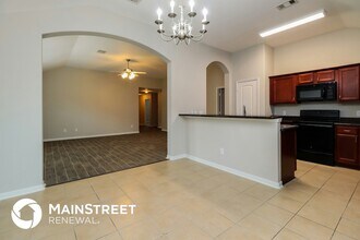 17239 Glen Oaks Dr in Conroe, TX - Building Photo - Building Photo